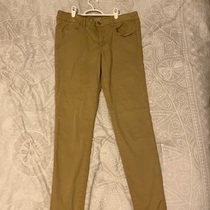 American Eagle Khaki jeans/jeggings